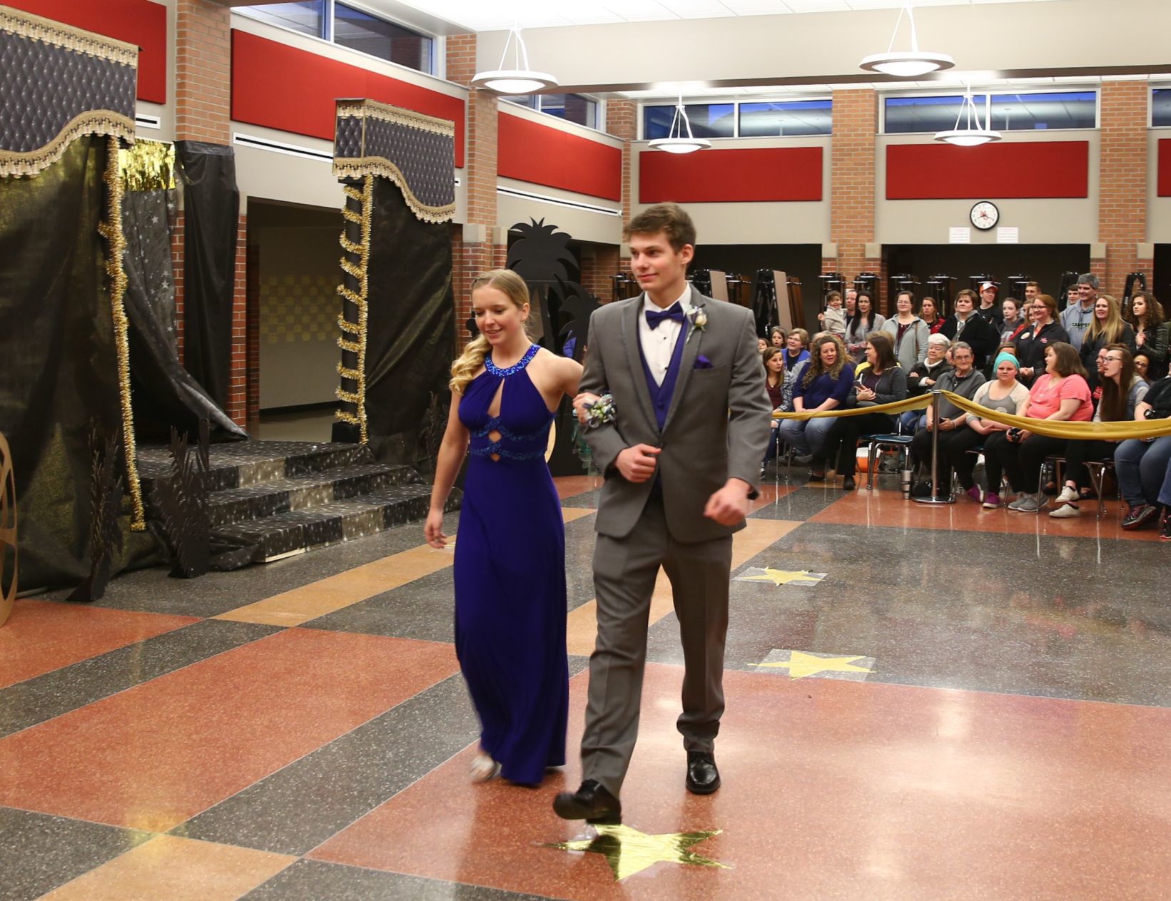 MC Prom 2018 (29).JPG